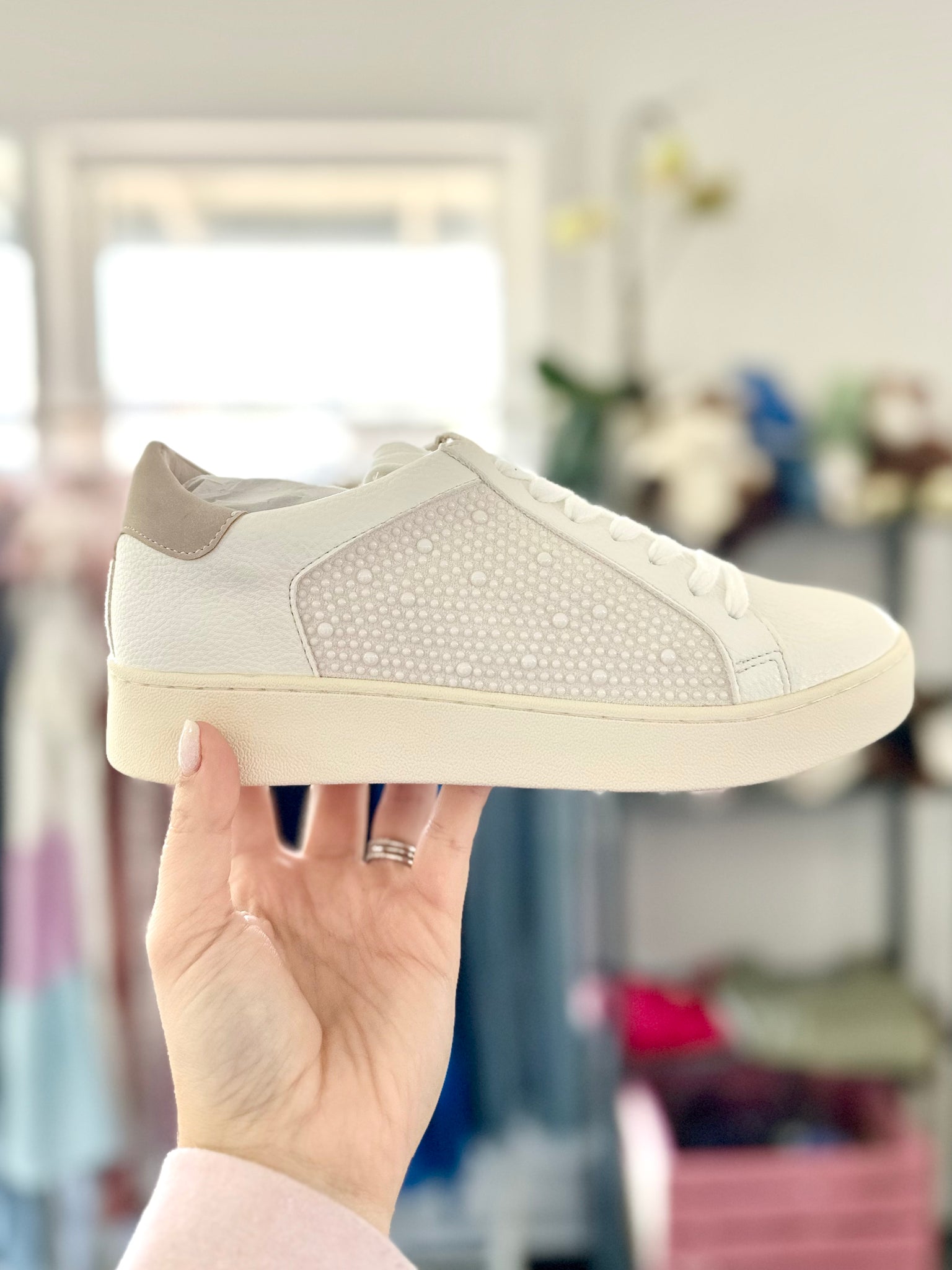 Pearl Sneakers